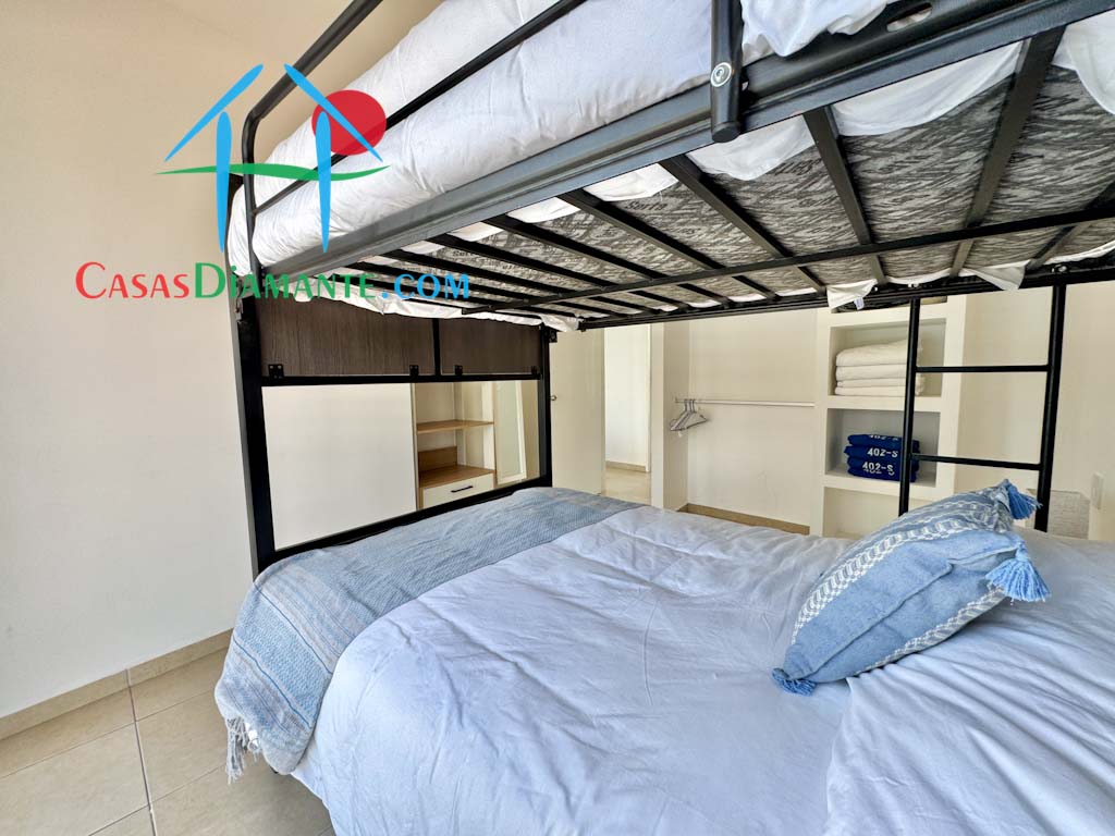 Acqualina Skylife Sur 402 - Recámara uno 4